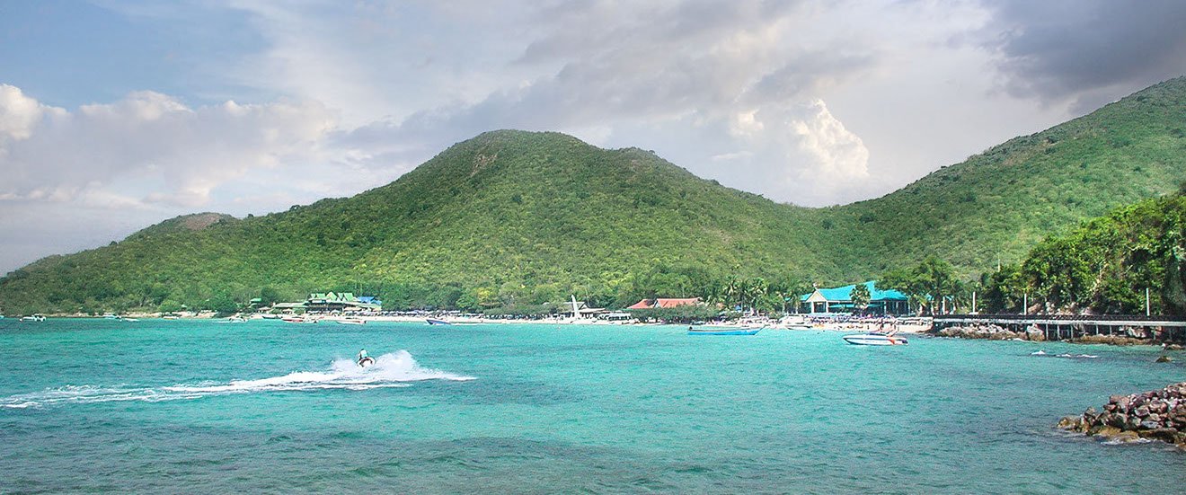 Tien Beach Of Koh Larn