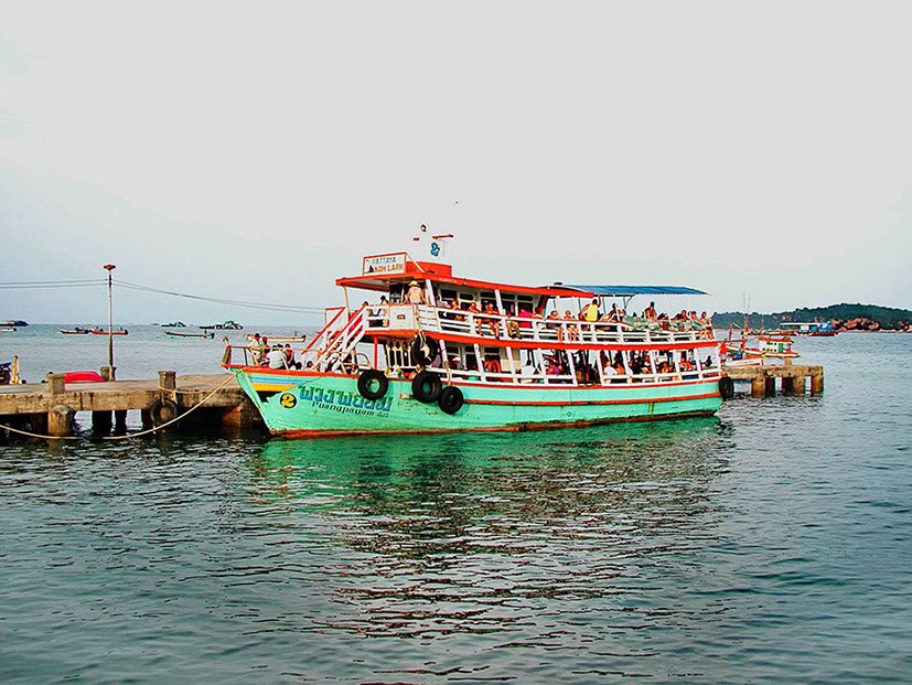 Koh Larn ferry 